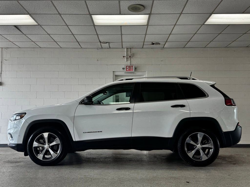 Used 2019 Jeep Cherokee Limited w/ Luxury Group image 5