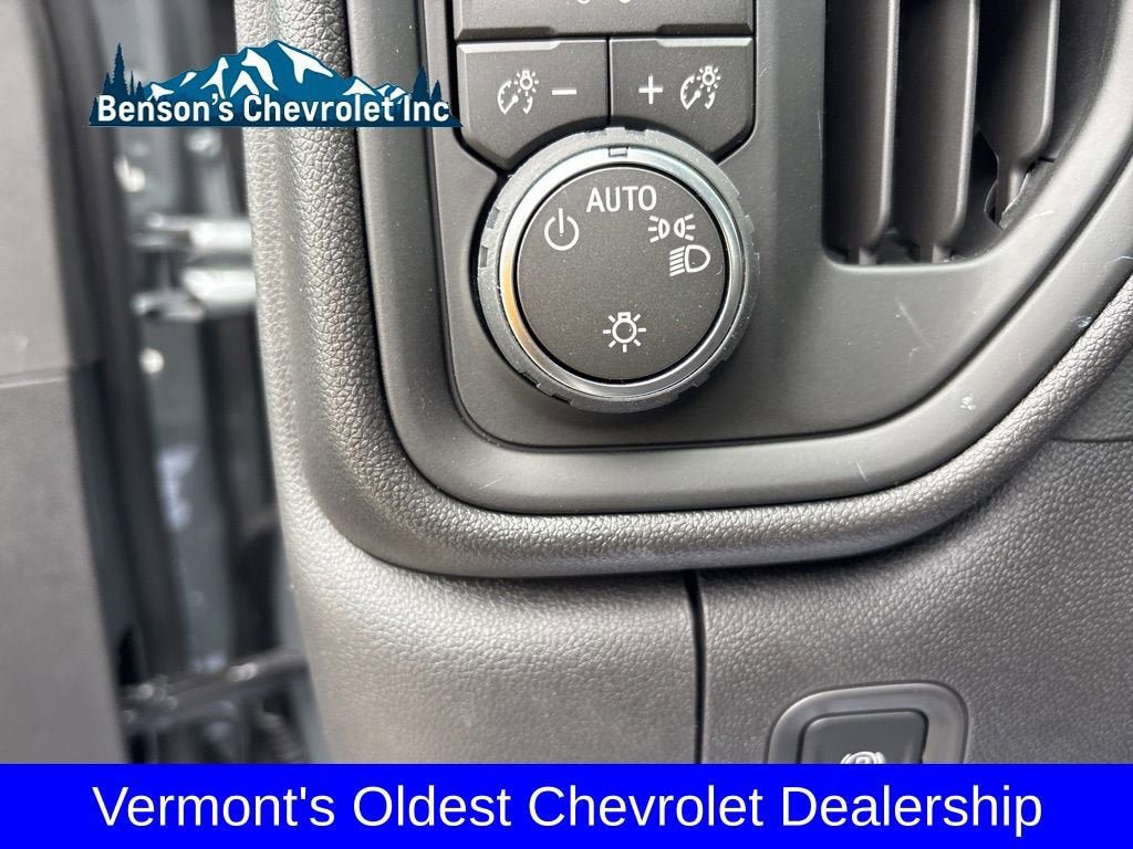 New 2026 Chevrolet Silverado 1500 W/T w/ WT Value Package AWD/4WD image 17