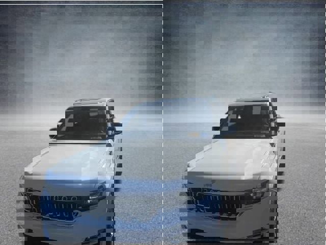 Used 2024 Jeep Grand Cherokee Limited image 14