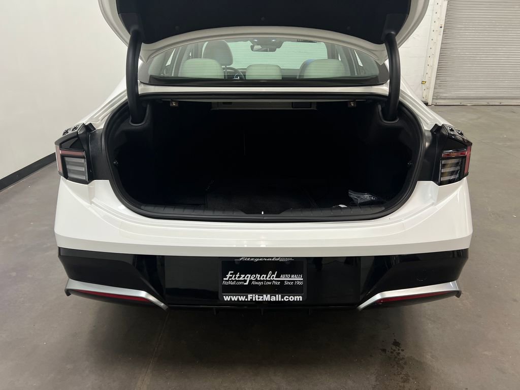 Used 2025 Hyundai Sonata SEL FWD image 24