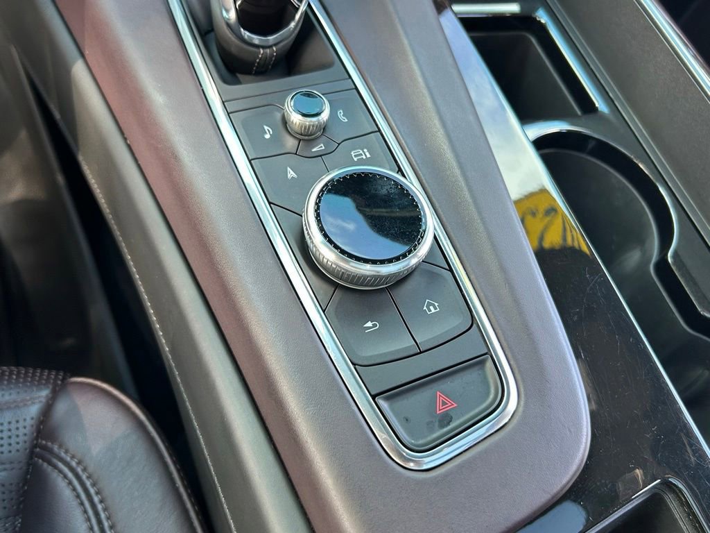Used 2023 Cadillac Escalade Sport Platinum w/ LPO, ONYX Package AWD/4WD image 29