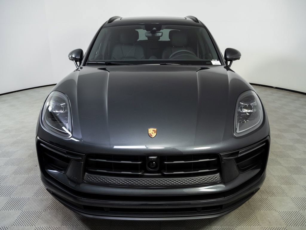 New 2026 Porsche Macan image 36