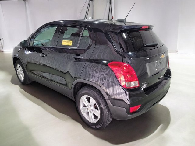 Used 2020 Chevrolet Trax LS w/ Tint and Cruise Package image 14