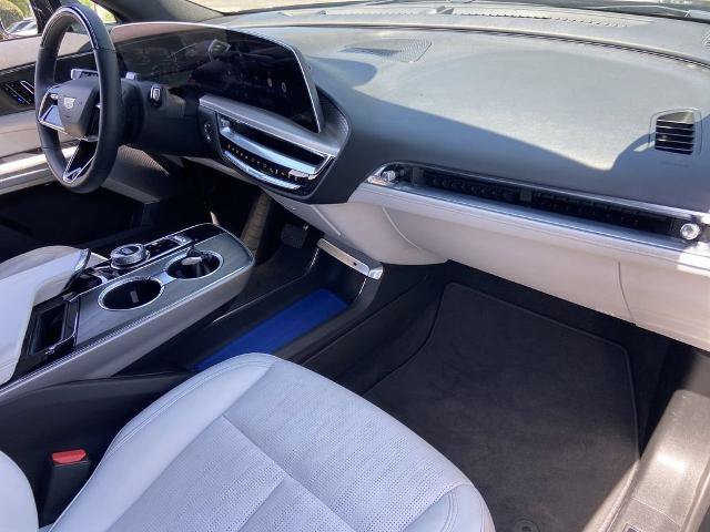 Used 2023 Cadillac Lyriq 2WD image 24