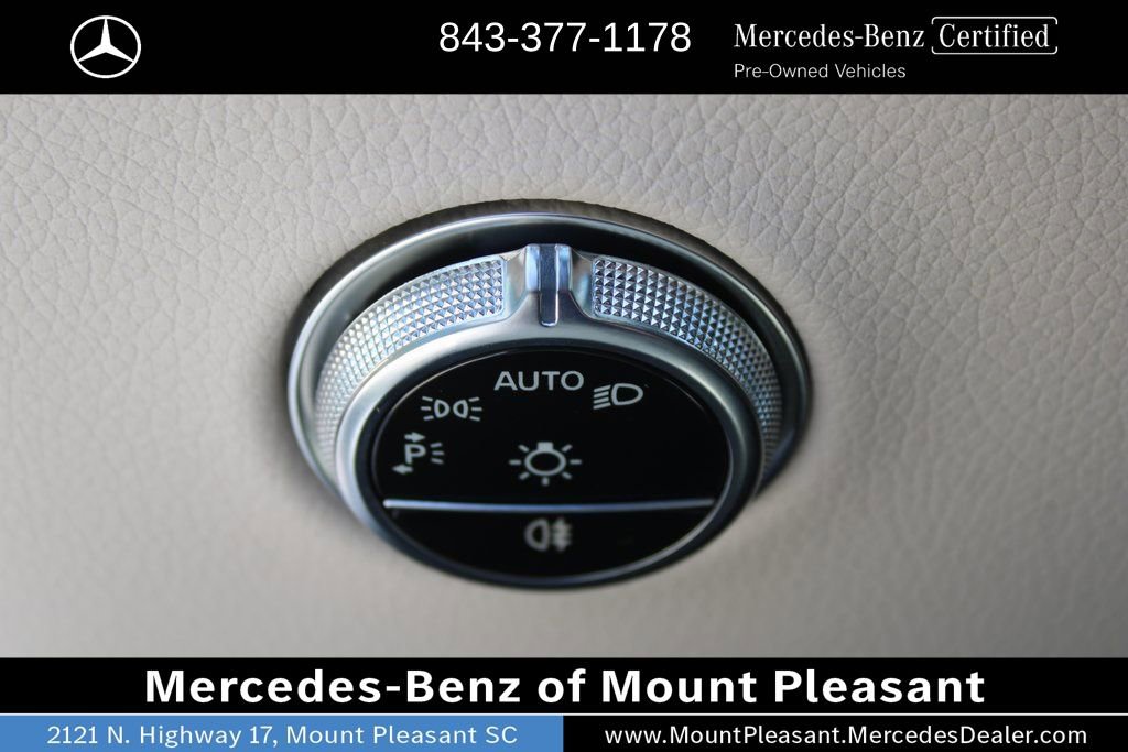 Used 2025 Mercedes-Benz GLC 350e 4MATIC image 27
