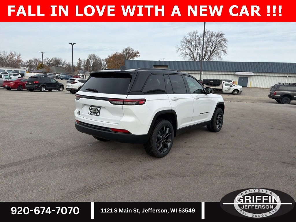 New 2025 Jeep Grand Cherokee Limited w/ Trailer Tow Package image 8