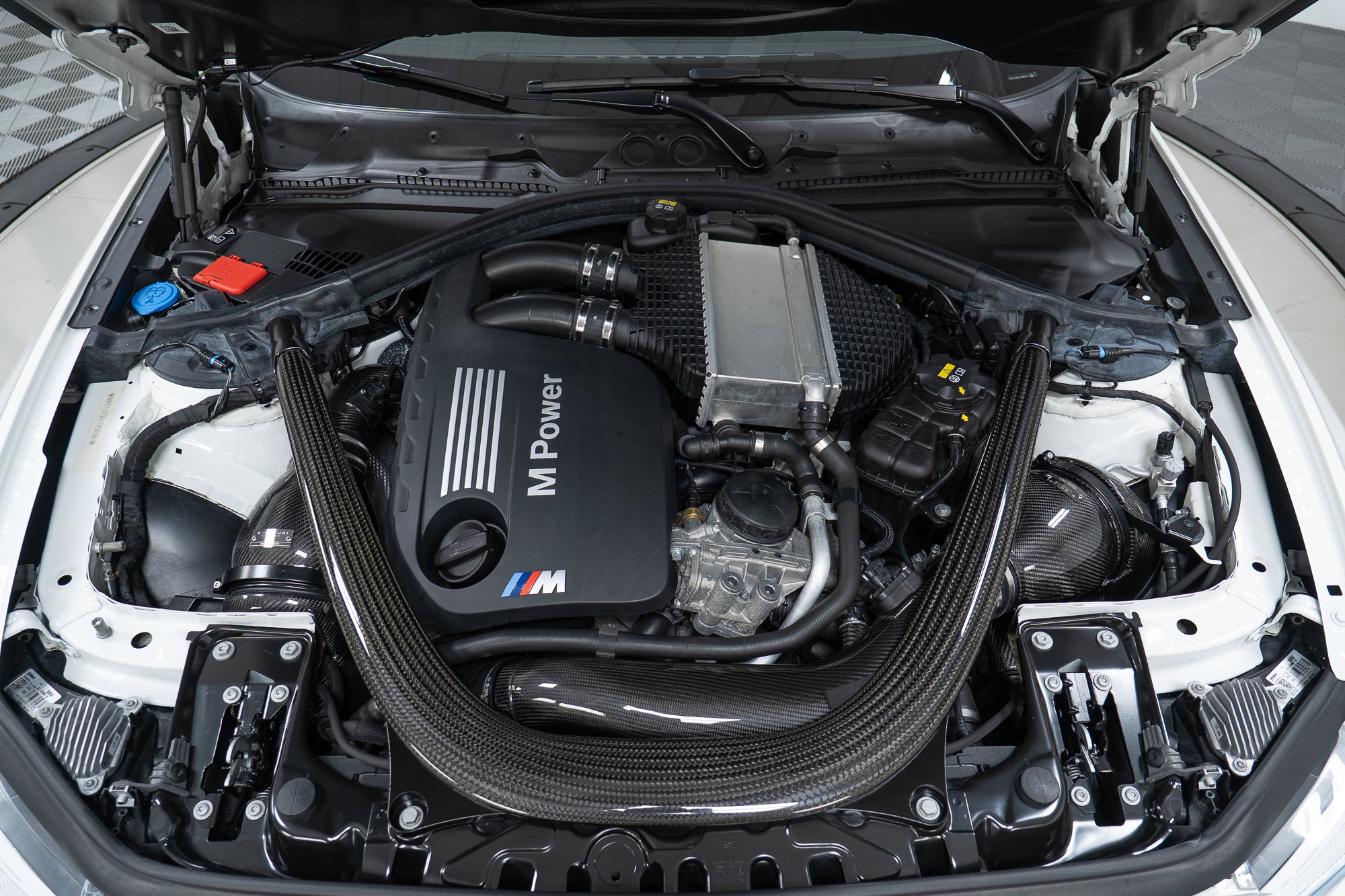 Used 2020 BMW M2 CS RWD image 9
