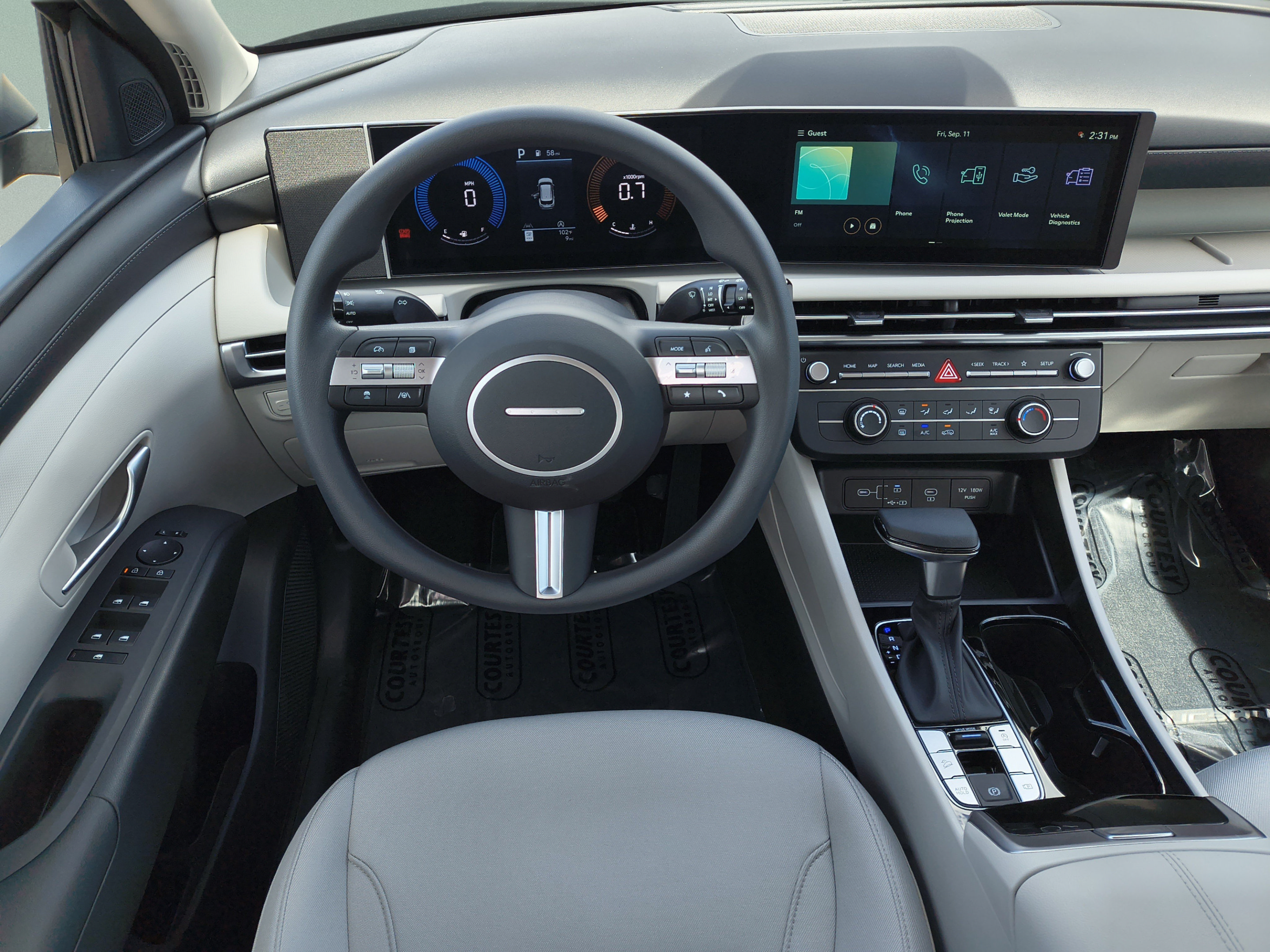 New 2026 Hyundai Tucson SE FWD image 11
