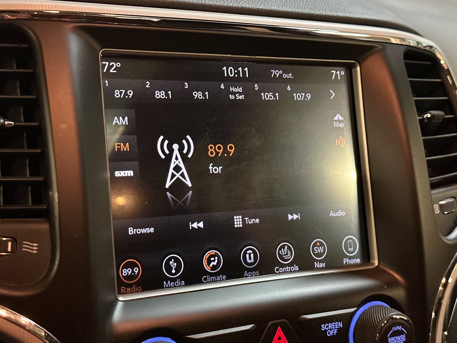 Used 2018 Jeep Grand Cherokee Limited RWD image 17