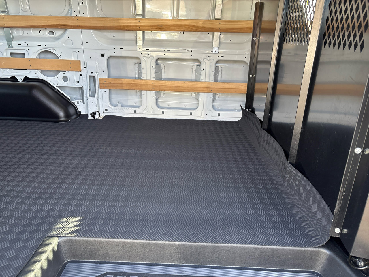 Used 2024 Ford Transit 250 Low Roof w/ Exterior Upgrade Package image 12