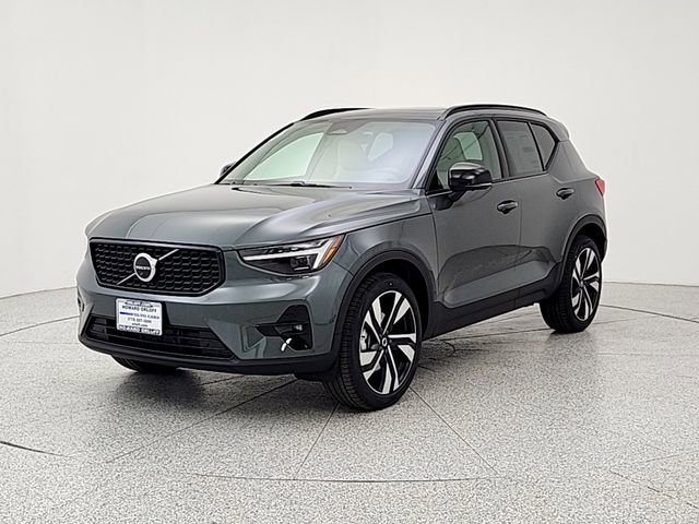 New 2026 Volvo XC40 B5 Plus w/ Climate Package