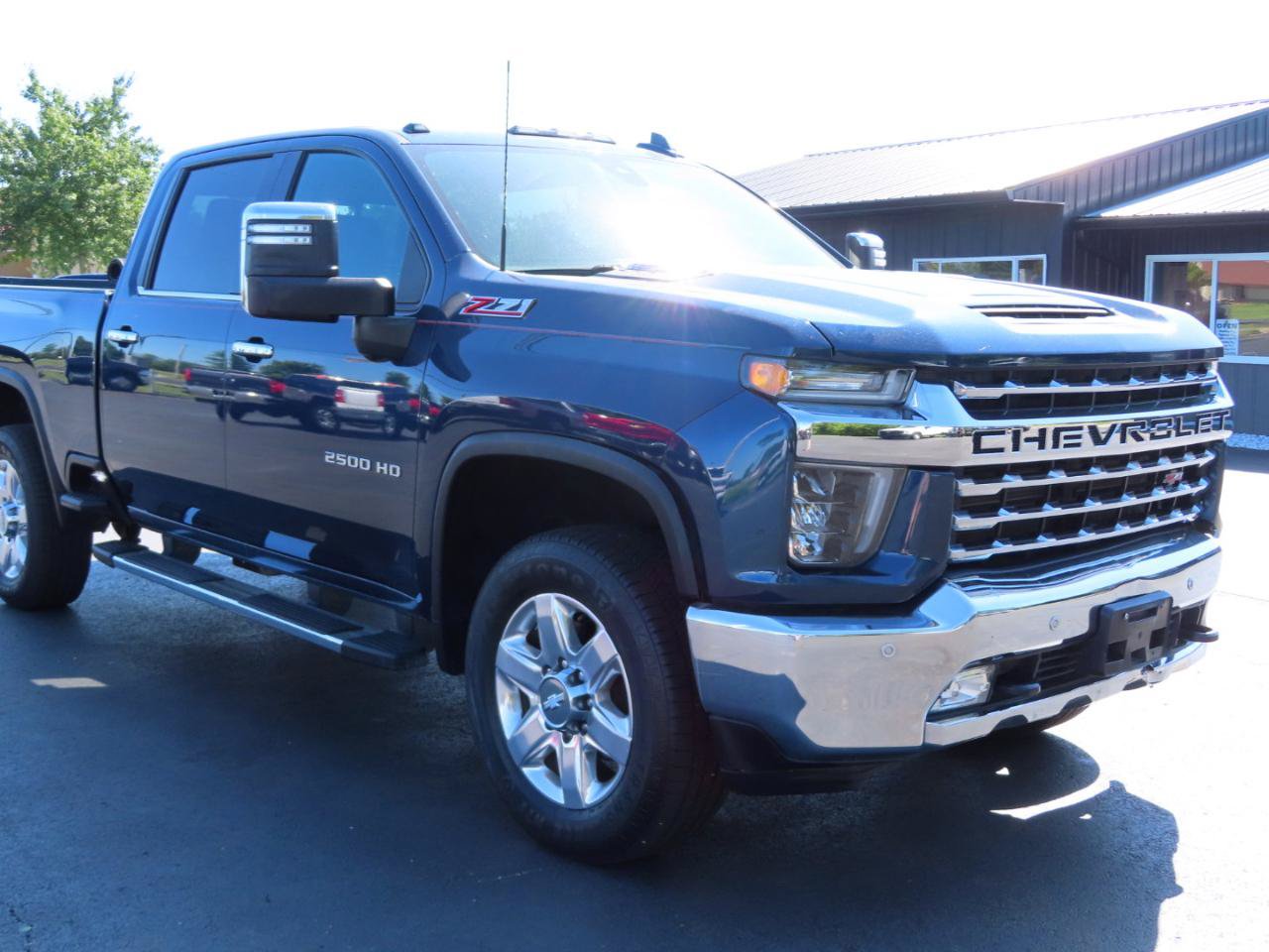 Used 2020 Chevrolet Silverado 2500 LTZ w/ LTZ Plus Package AWD/4WD image 26