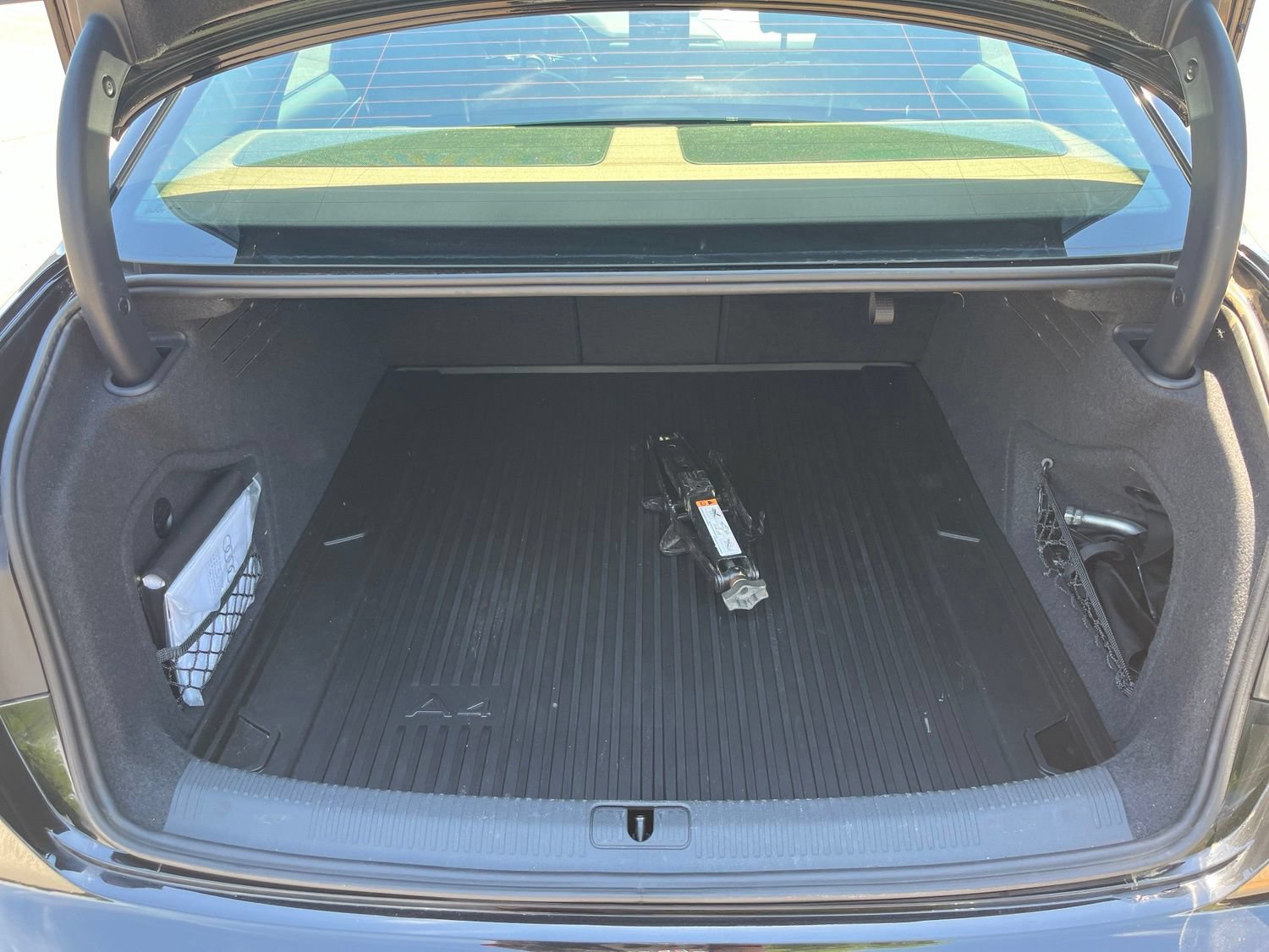 Used 2019 Audi A4 2.0T Premium w/ Convenience Package FWD image 27