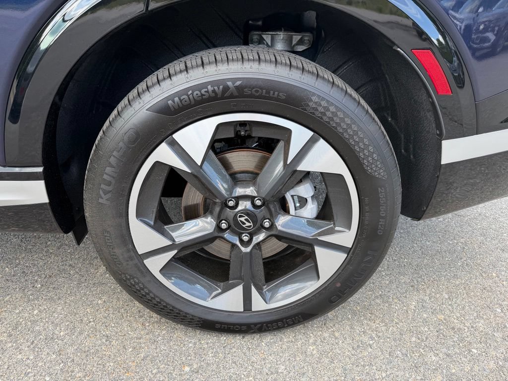 Certified 2026 Hyundai Palisade Limited AWD/4WD image 32