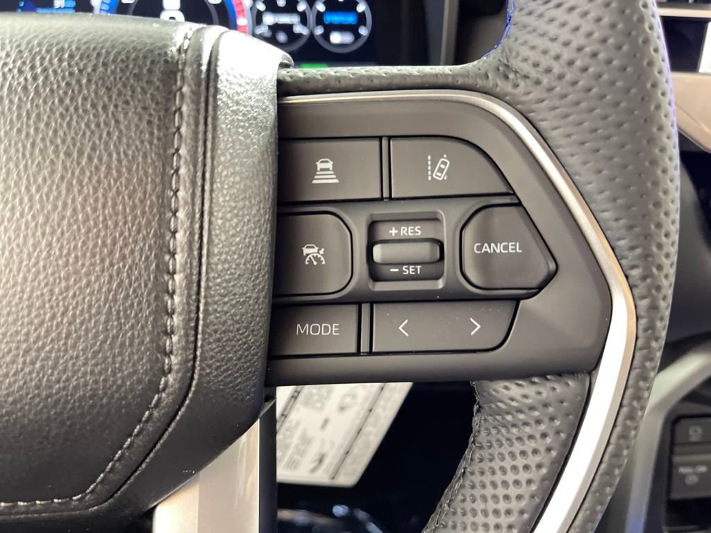 New 2025 Toyota Sequoia Platinum image 27