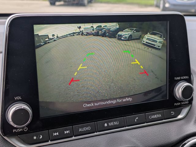 Used 2022 Nissan Sentra SV FWD image 22