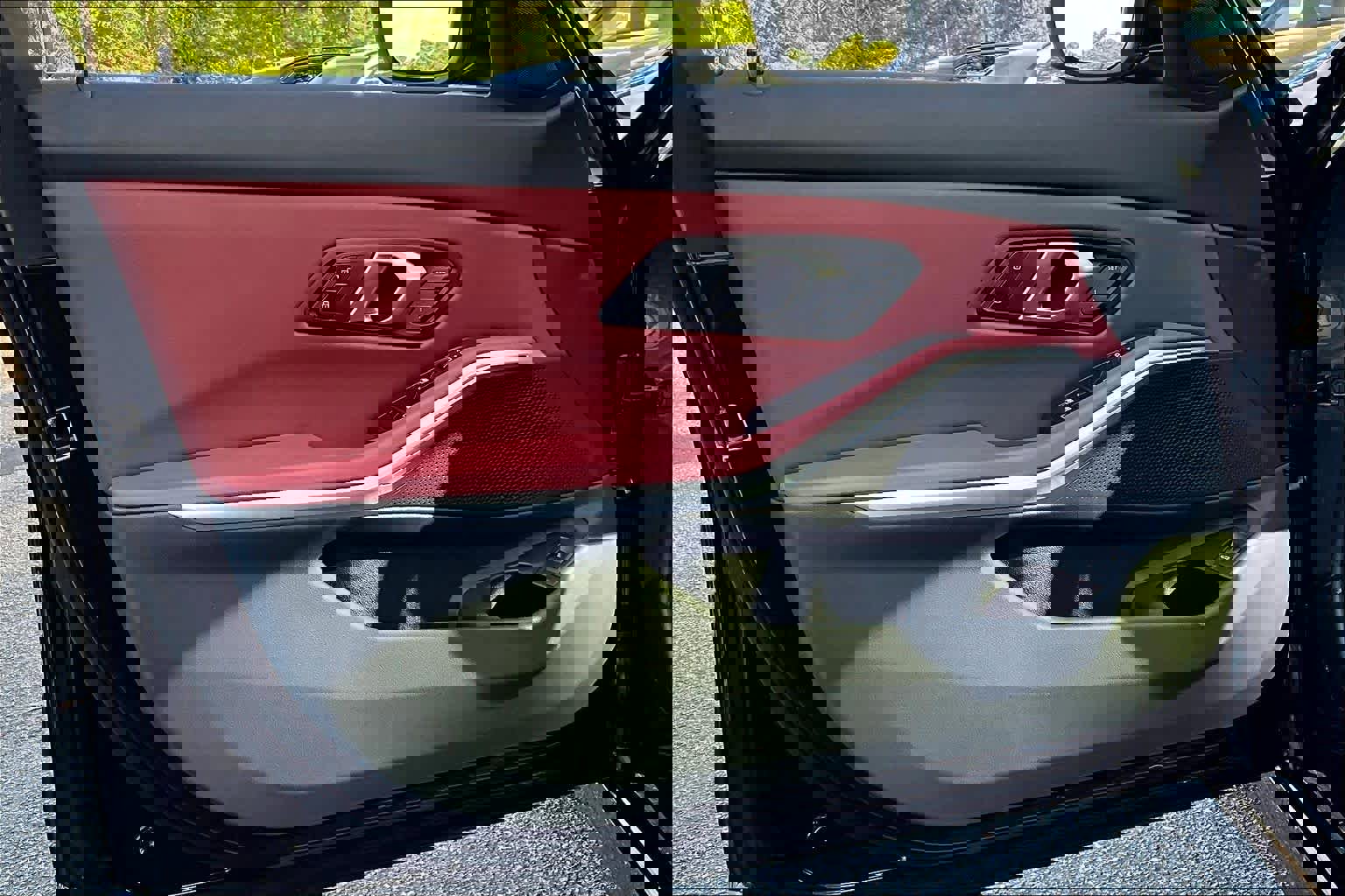 Used 2025 BMW 330i Sedan RWD image 21