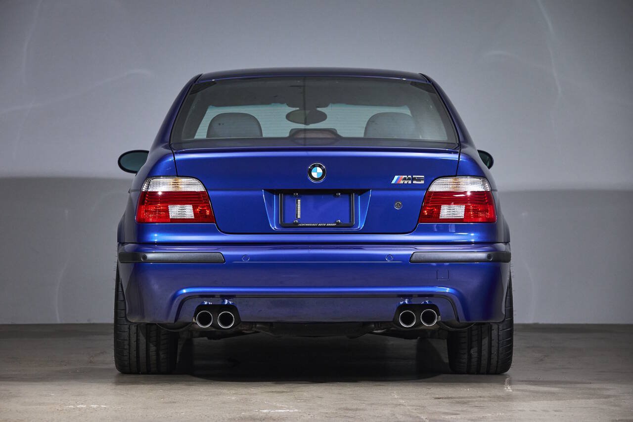 Used 2002 BMW M5 RWD image 6