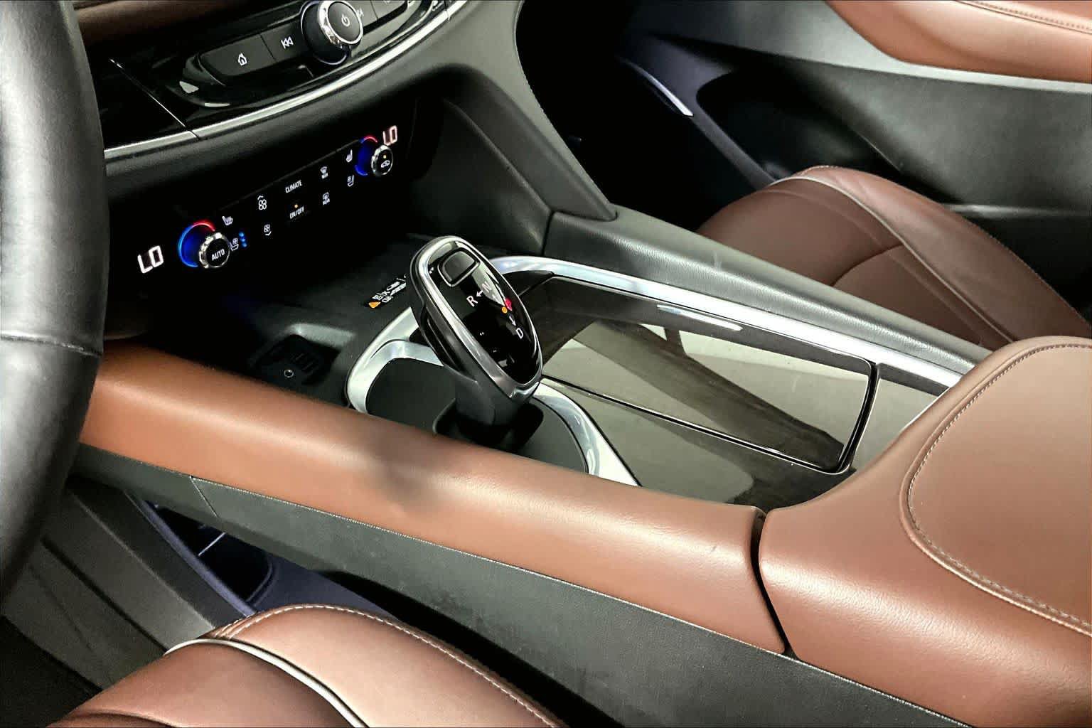 Certified 2020 Buick Enclave Avenir w/ Avenir Technology Package FWD image 15