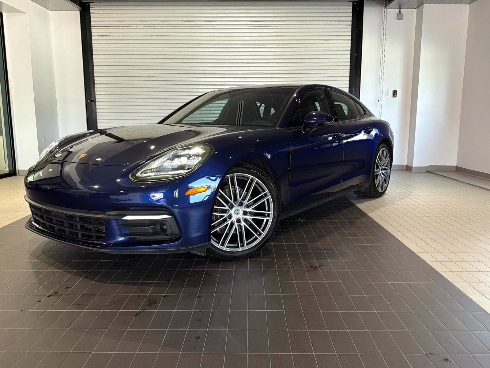 Used 2020 Porsche Panamera RWD image 1