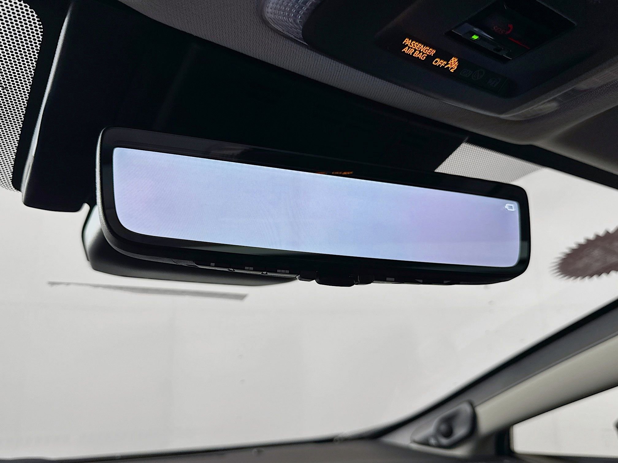 New 2026 Toyota Prius Plug-In Hybrid FWD image 15