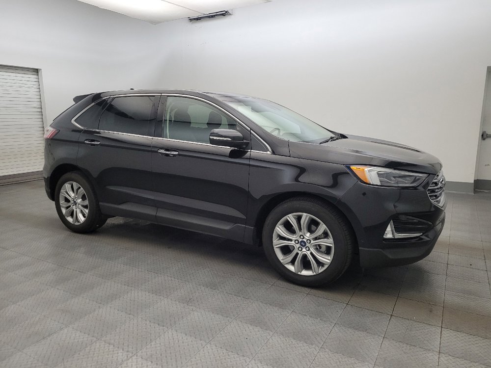 Used 2019 Ford Edge Titanium w/ Equipment Group 301A FWD image 11
