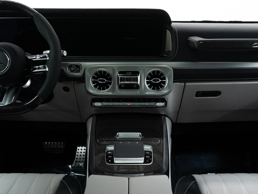 Used 2025 Mercedes-Benz G 63 AMG 4MATIC image 31