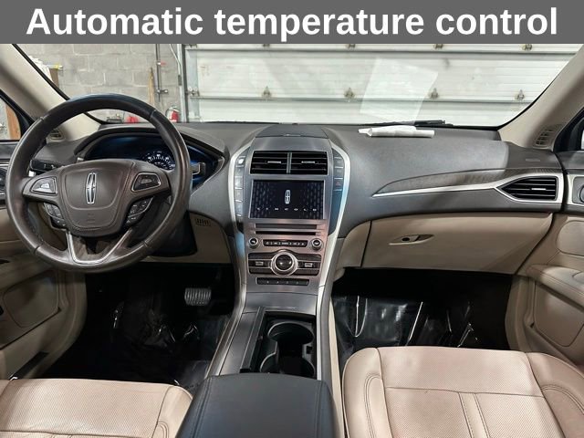 Used 2018 Lincoln MKZ Reserve w/ Climate Package FWD image 19