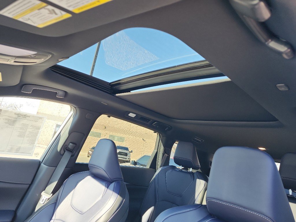 New 2026 INFINITI QX60 Sport image 15