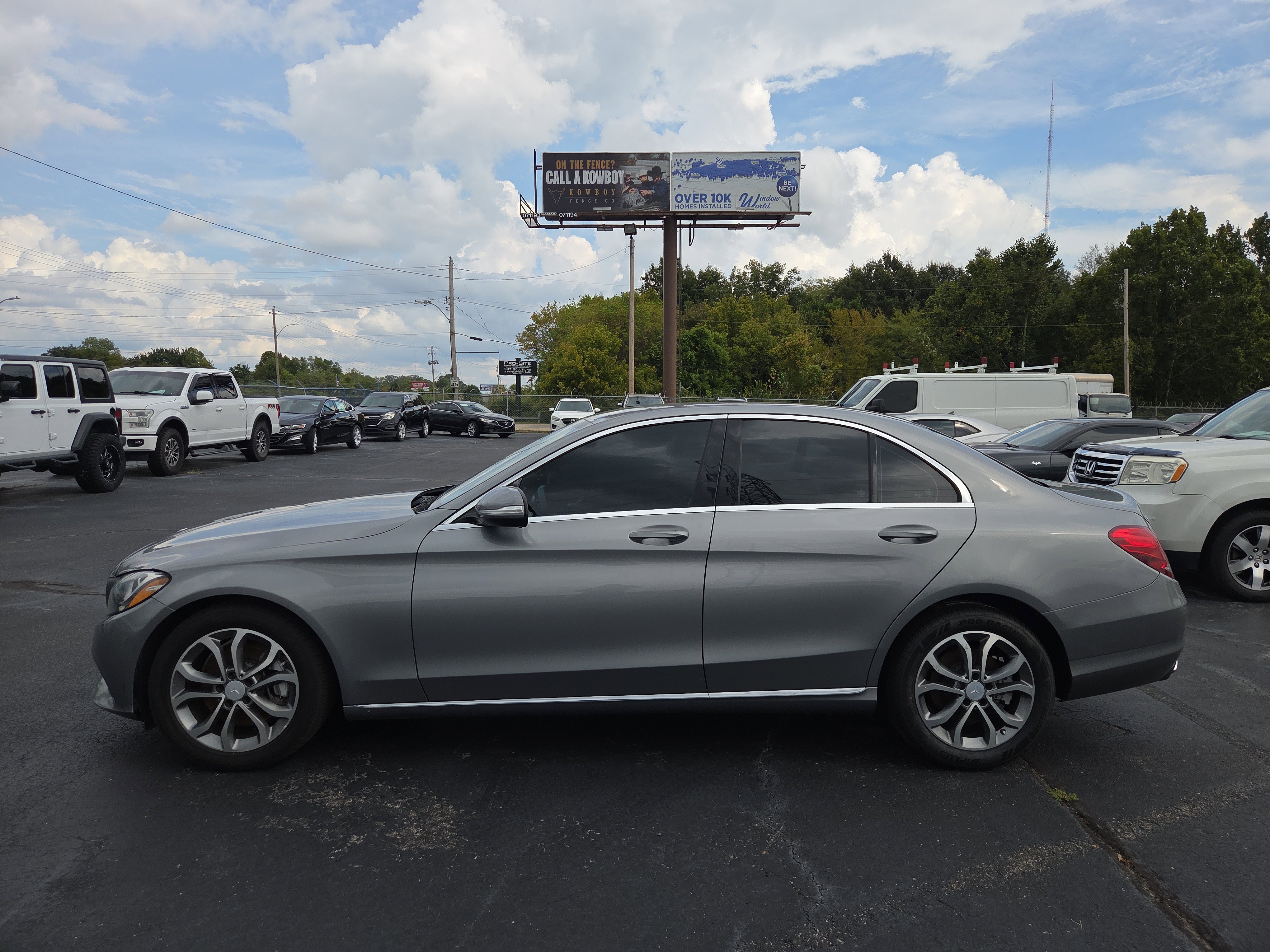 Used 2015 Mercedes-Benz C 300 Sedan image 2