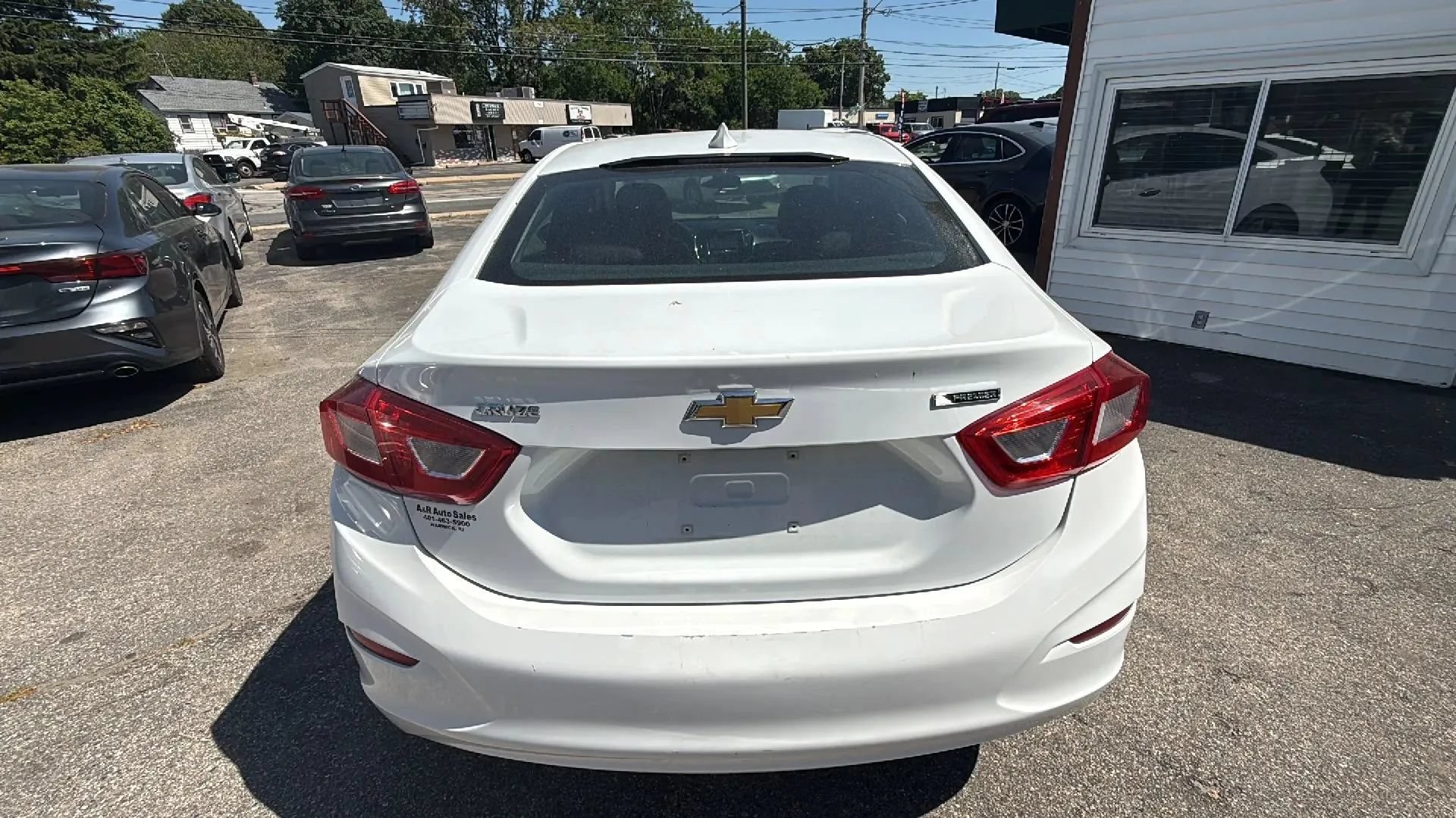 Used 2017 Chevrolet Cruze Premier FWD image 7
