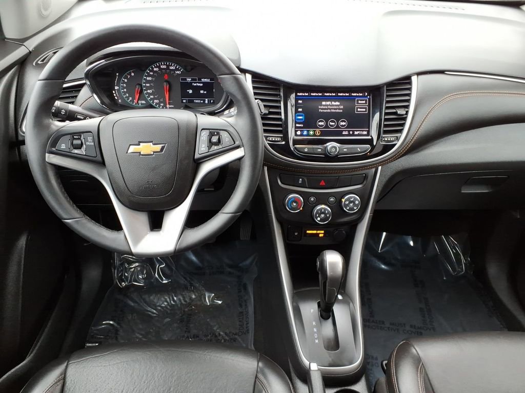 Used 2021 Chevrolet Trax LT w/ Premium Seat Package image 9