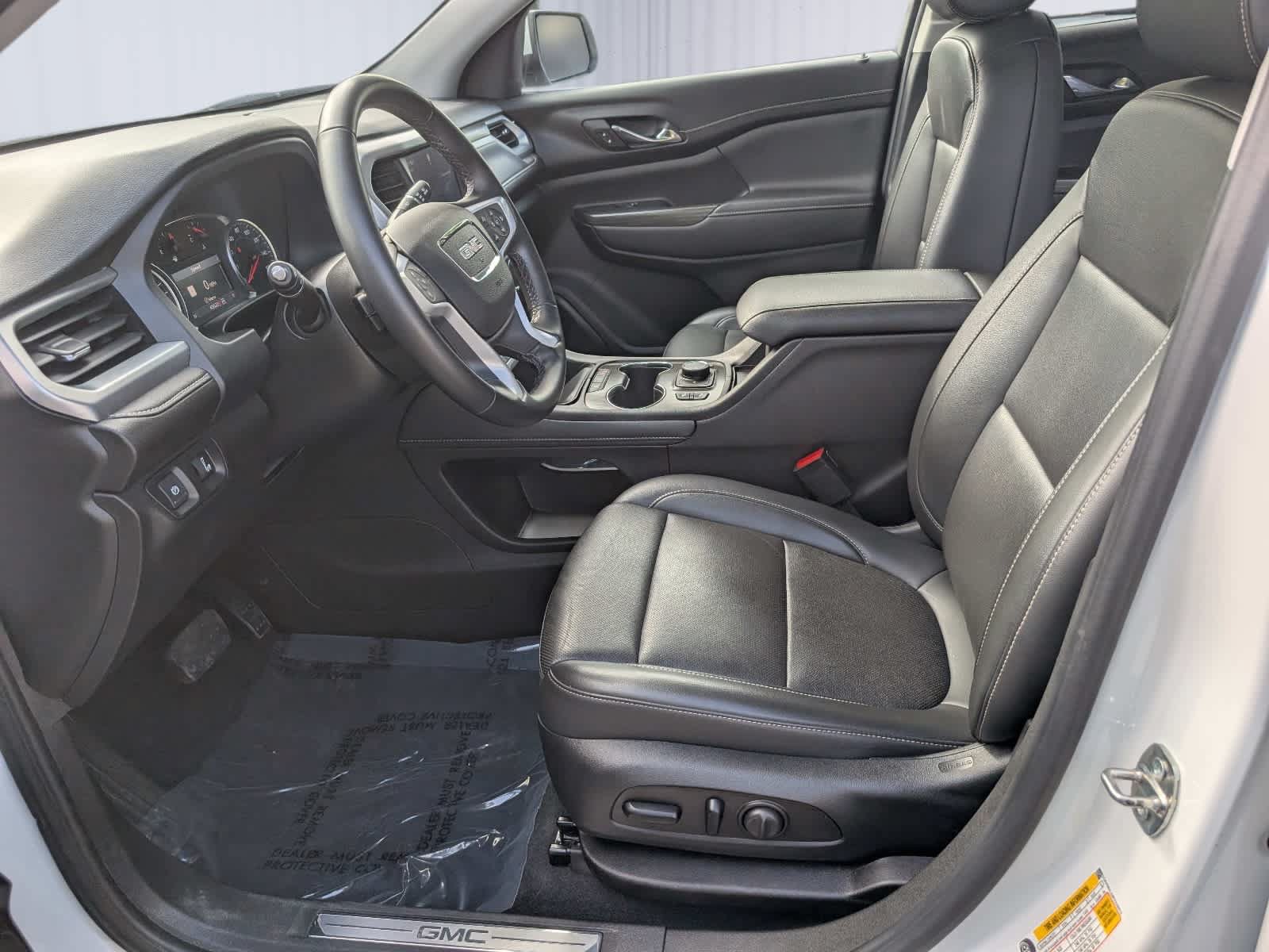 Certified 2023 GMC Acadia SLT AWD/4WD image 16