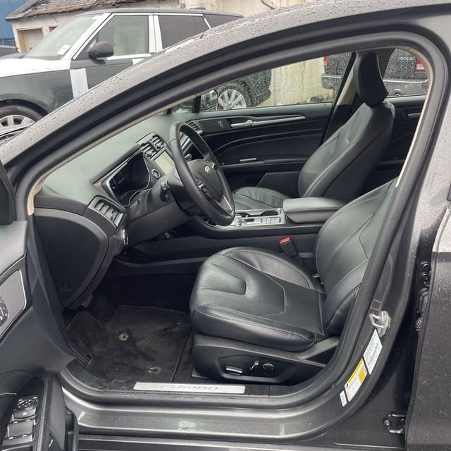 Used 2020 Ford Fusion Energi Titanium image 7