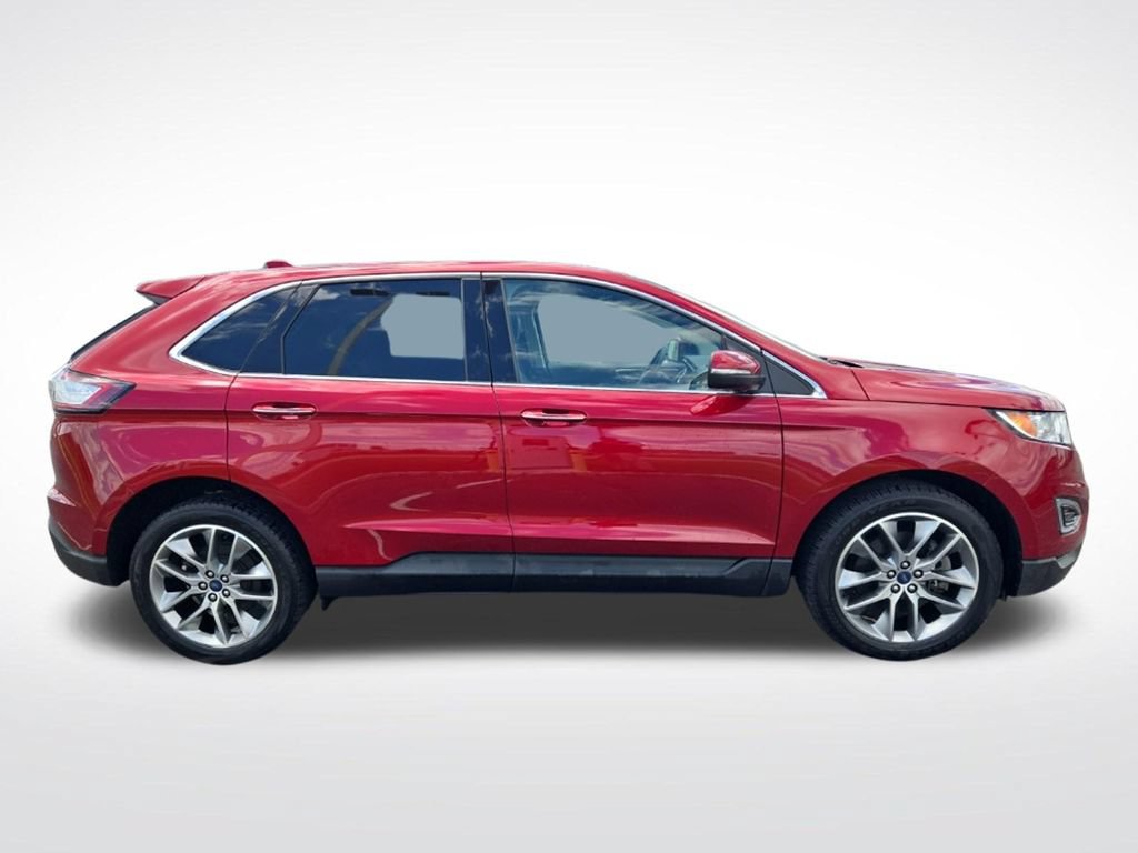 Used 2017 Ford Edge Titanium w/ Equipment Group 301A AWD/4WD image 2