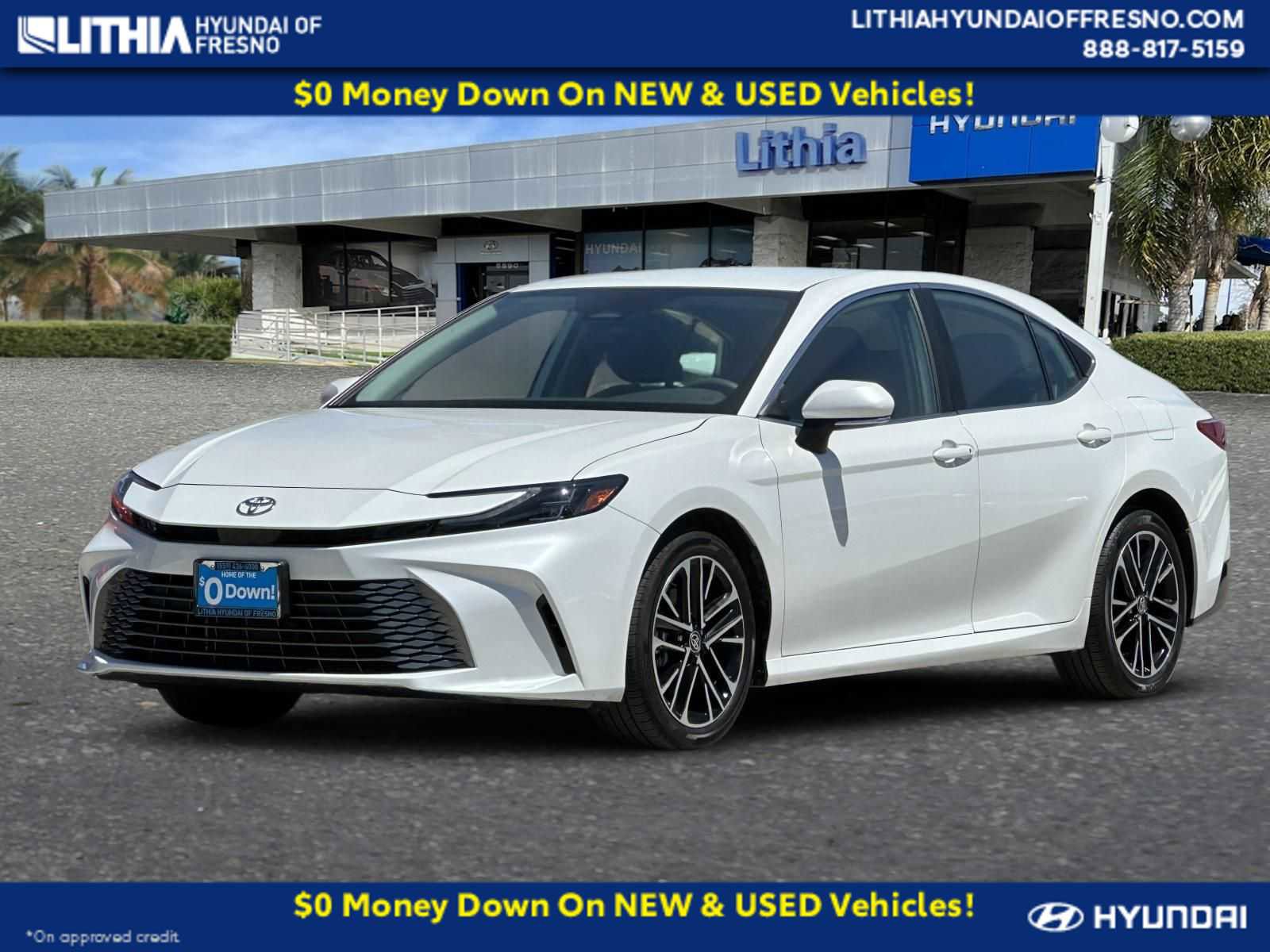 Used 2026 Toyota Camry XLE FWD image 1