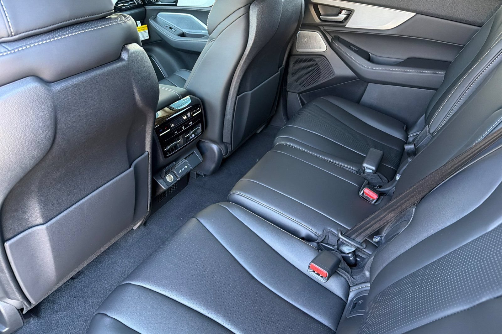New 2026 Acura MDX w/ Technology Package AWD/4WD image 12