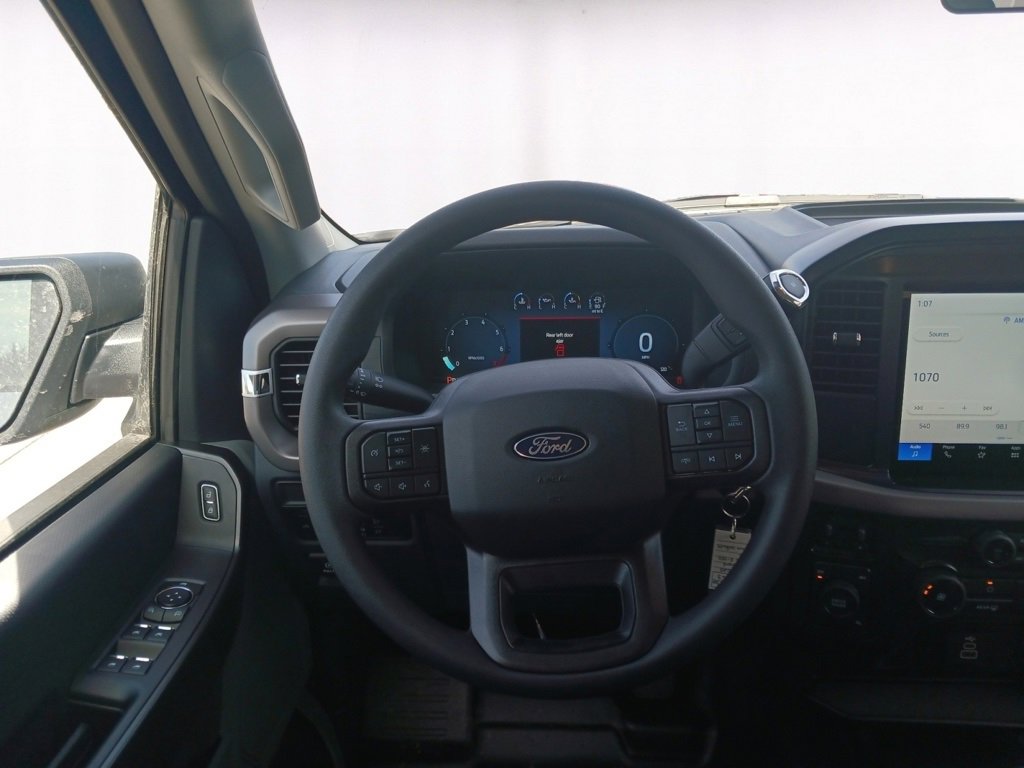 New 2025 Ford F150 XL w/ Equipment Group 103A High image 12