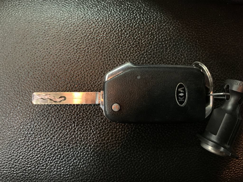 Used 2021 Kia Forte LXS FWD image 15