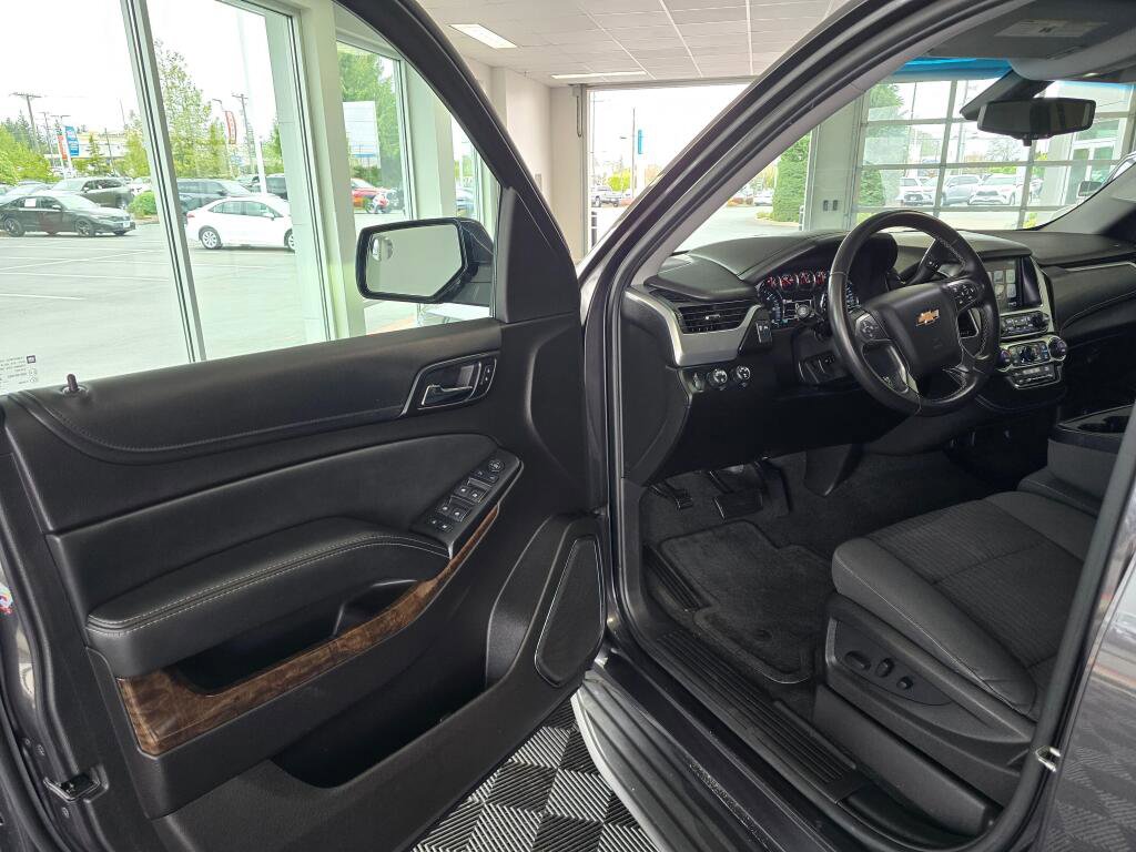 Used 2016 Chevrolet Tahoe LS AWD/4WD image 17