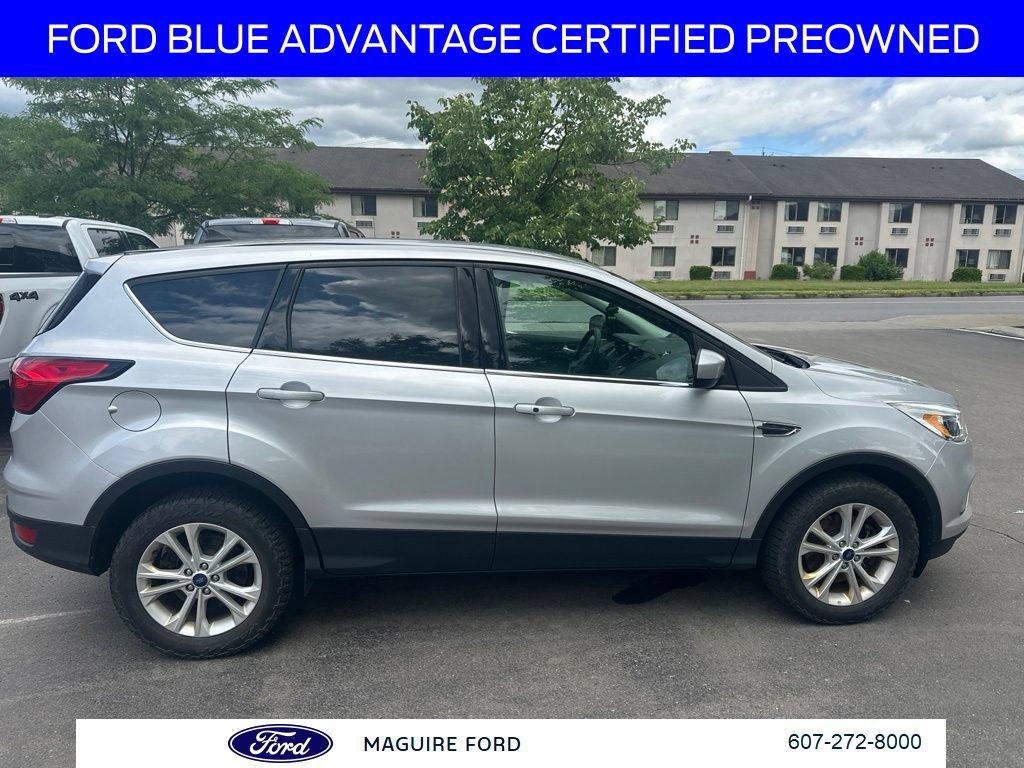 Used 2019 Ford Escape SE AWD/4WD image 4