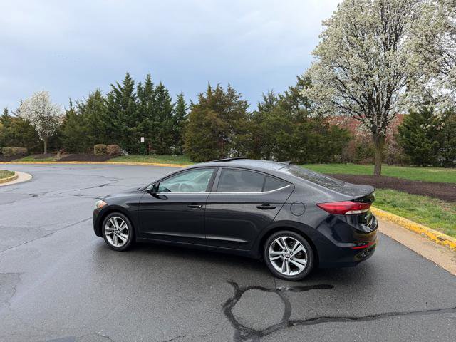 Used 2018 Hyundai Elantra Limited w/ Limited Ultimate Package 02 FWD image 3