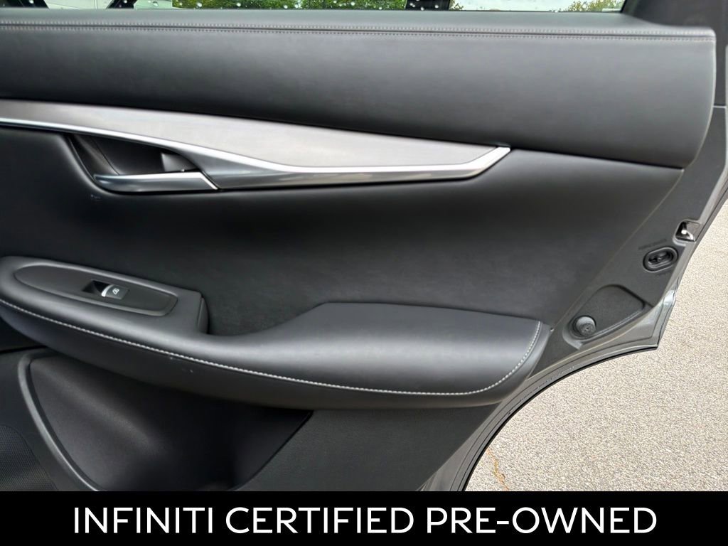 Certified 2023 INFINITI QX50 Luxe image 32