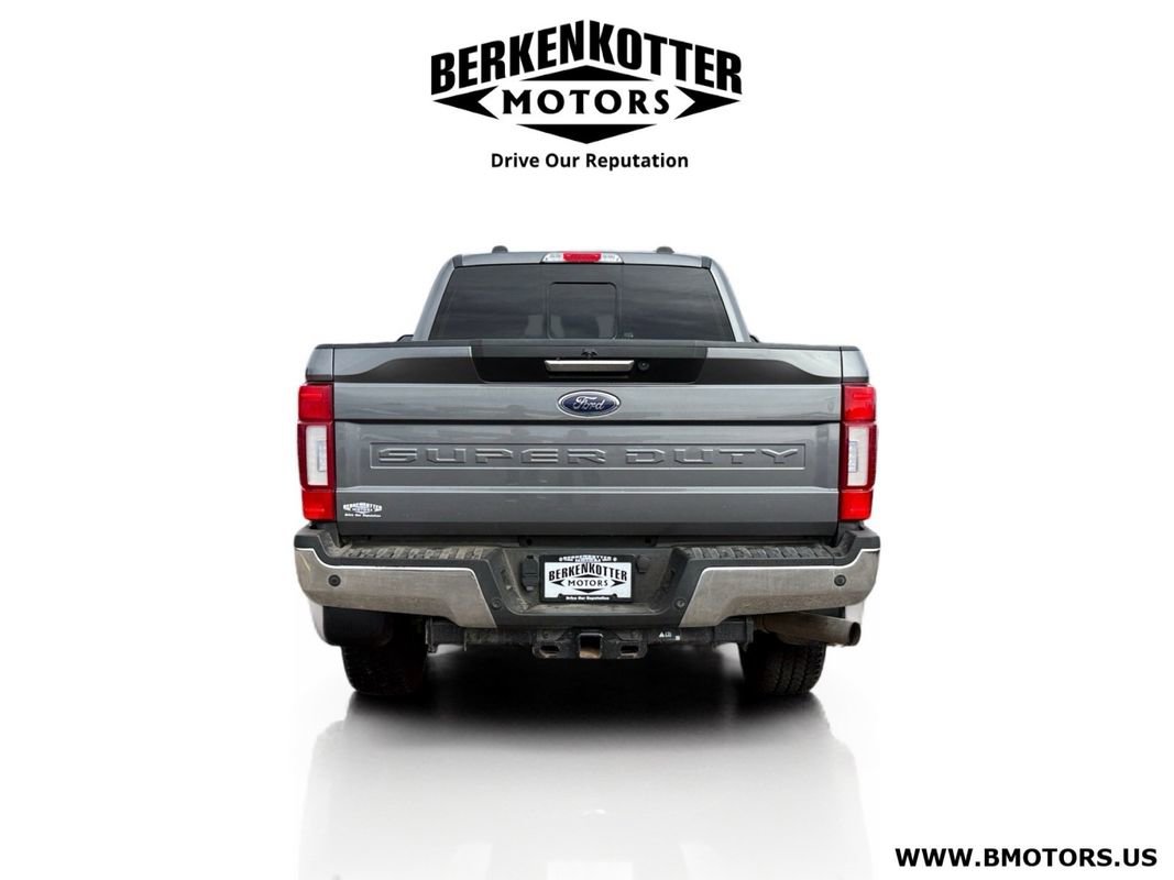 Used 2022 Ford F350 Lariat w/ FX4 Off-Road Package image 4