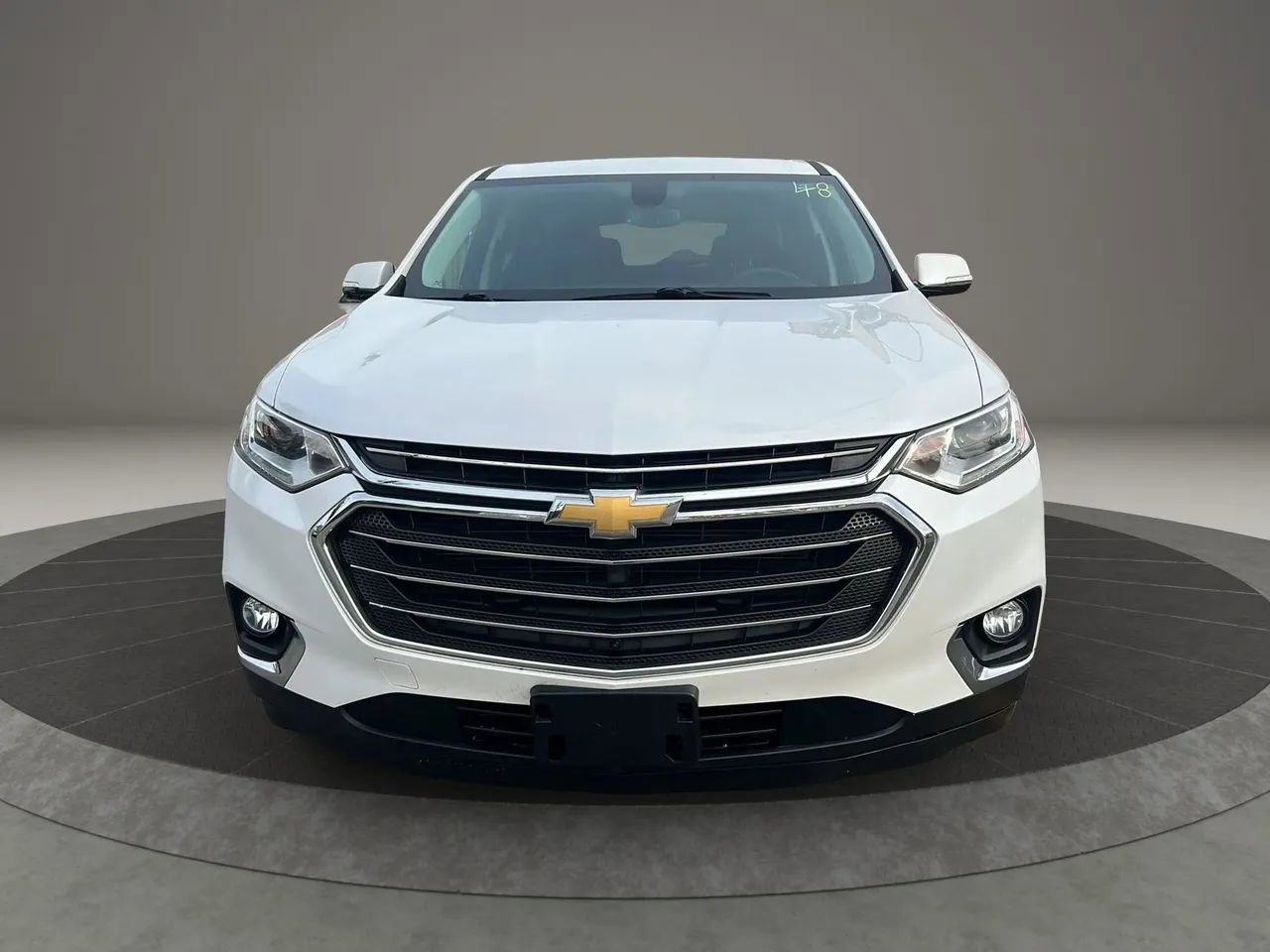 Used 2019 Chevrolet Traverse LT w/ LT Premium Package image 2