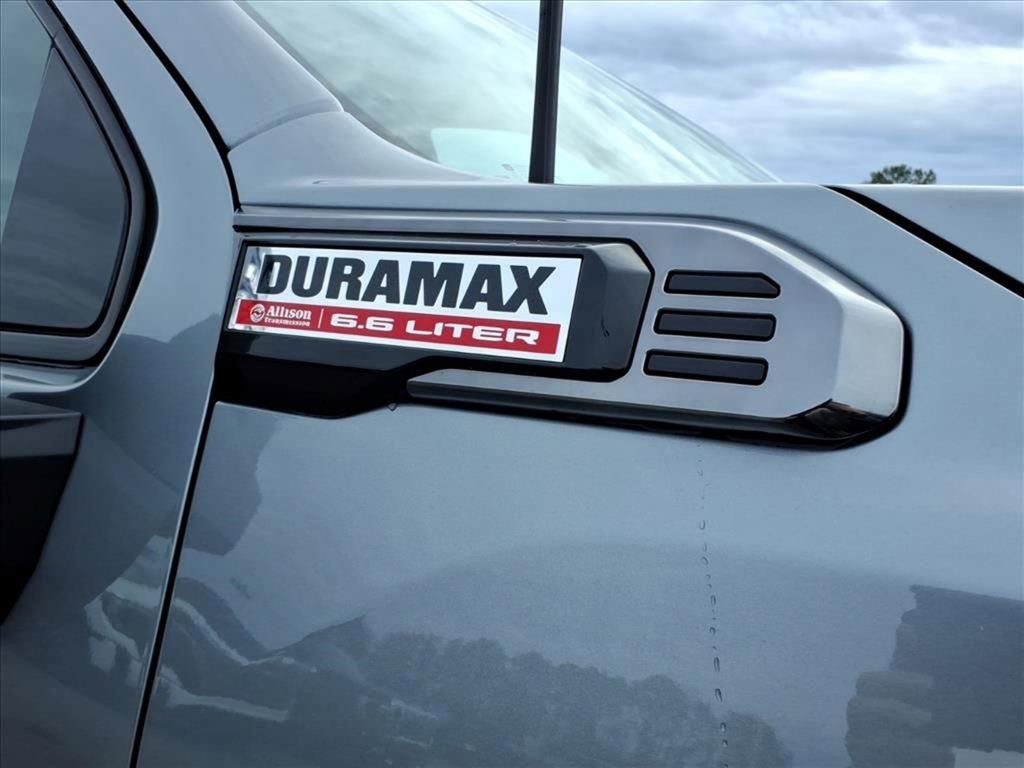 New 2026 GMC Sierra 2500 AT4 w/ AT4 Premium Plus Package image 10