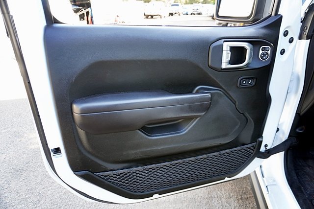 Used 2021 Jeep Wrangler Unlimited Sport AWD/4WD image 32