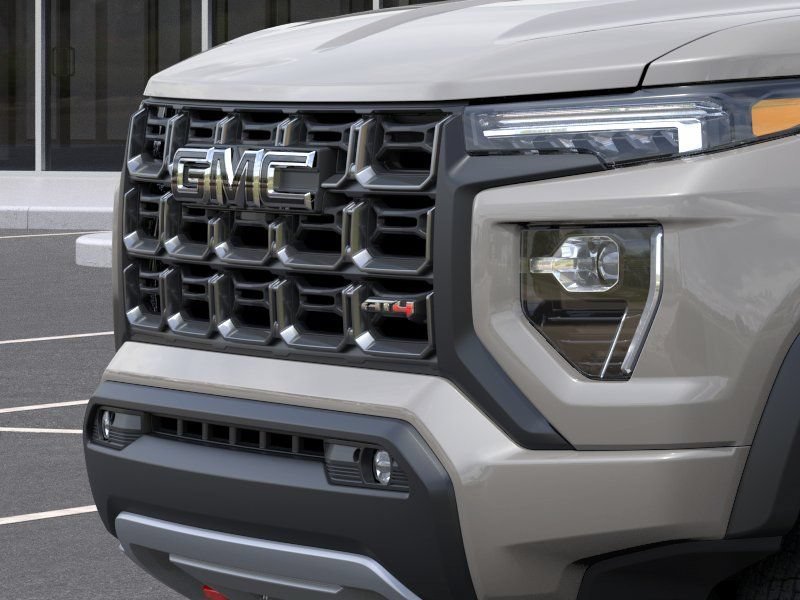 New 2026 GMC Canyon AT4 w/ Nightfall Edition AWD/4WD image 13