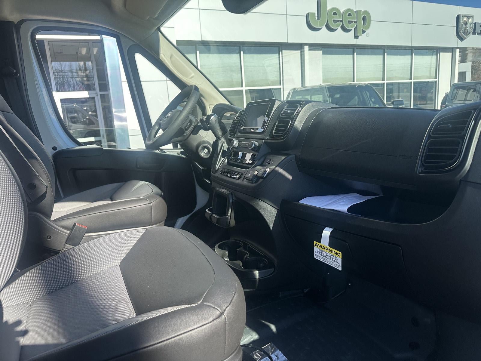 New 2026 RAM ProMaster 2500 w/ Convenience Group FWD image 8