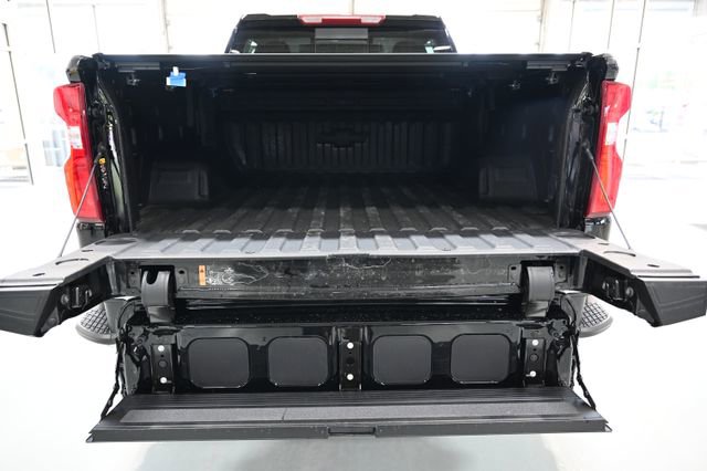 New 2026 Chevrolet Silverado 1500 LTZ AWD/4WD image 9